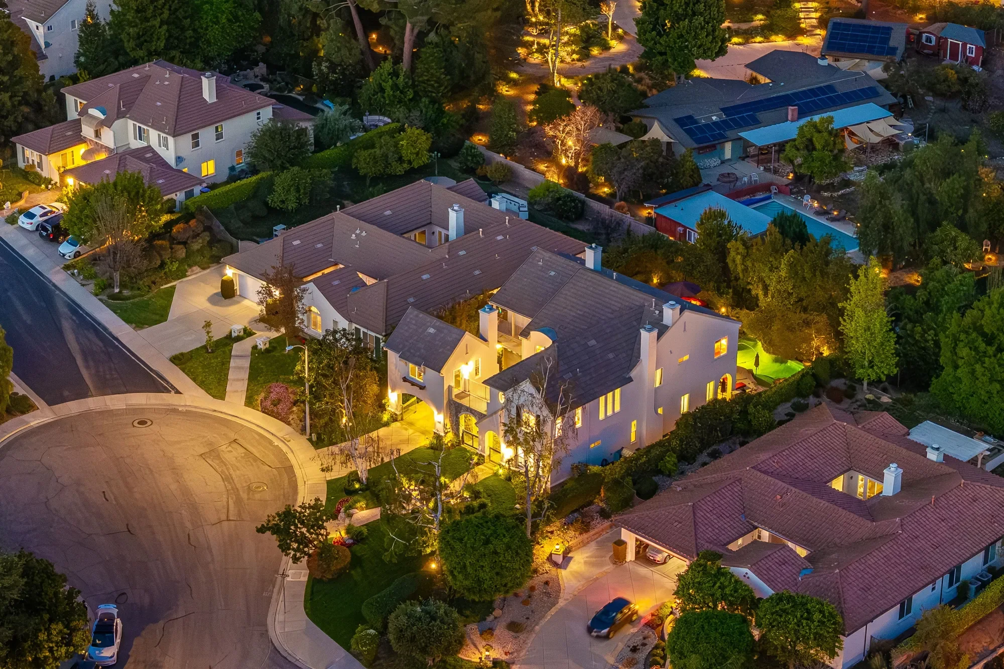 1008 N Country Club Drive, Simi Valley, CA 93065, Simi Valley, California, United States. - Photo 35