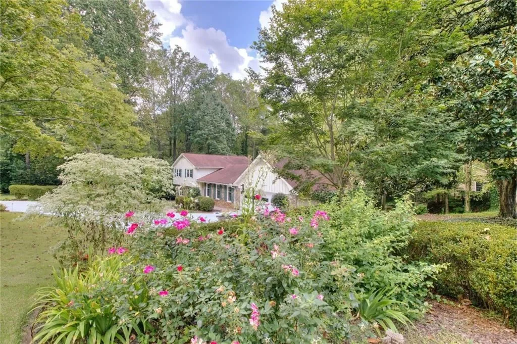 2659 Amberly Drive, Dunwoody, Georgia, United States. - Photo 64