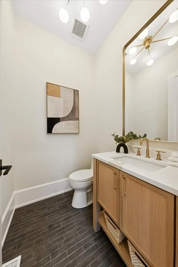 334 S. Ashland Avenue, La Grange, IL, 60525, USA, La Grange, Illinois, United States. - Photo 13
