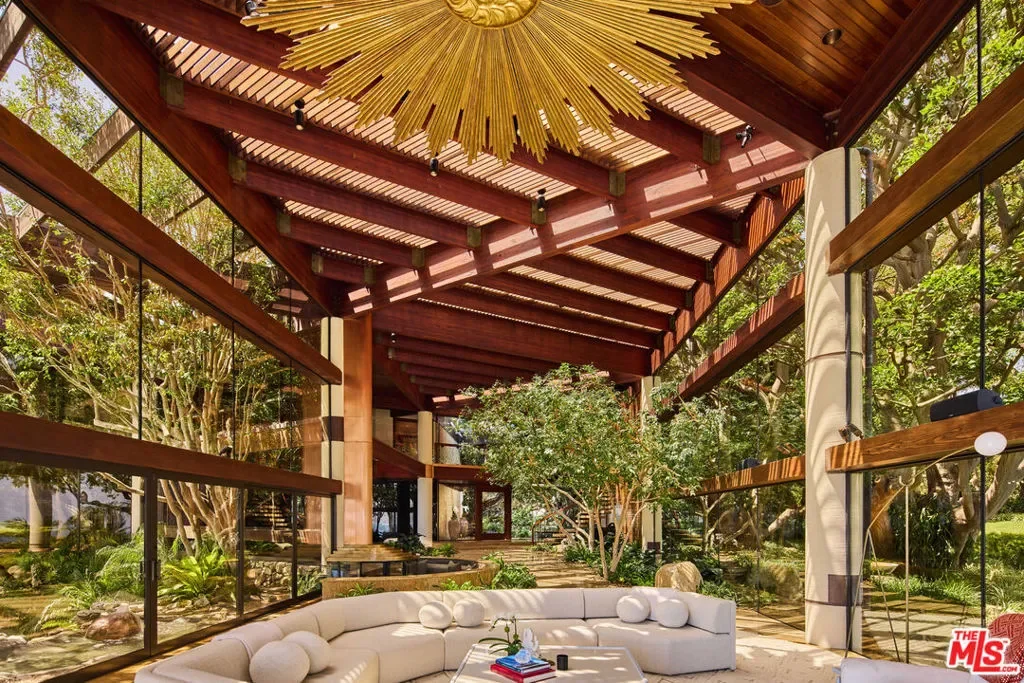 6962 Wildlife Road, Malibu, California, United States. - Photo 16