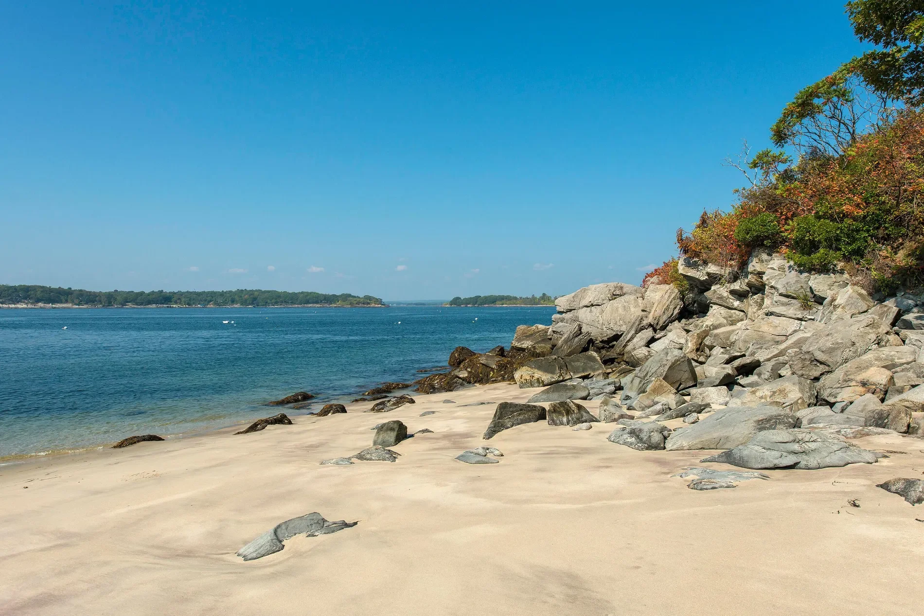 42 Thistle Lane, Long Island, ME 04050, Long Island, Maine, United States. - Photo 11