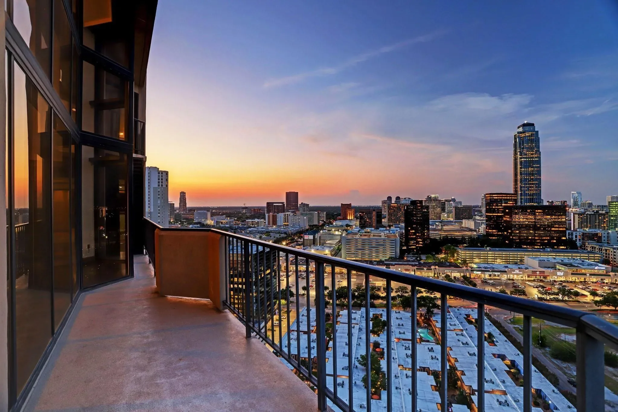 3350 Mccue Road 2404, Houston, Texas, United States. - Photo 16