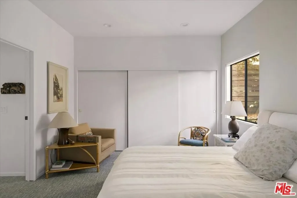 1358 Killarney Avenue, Los Angeles, California, United States. - Photo 31