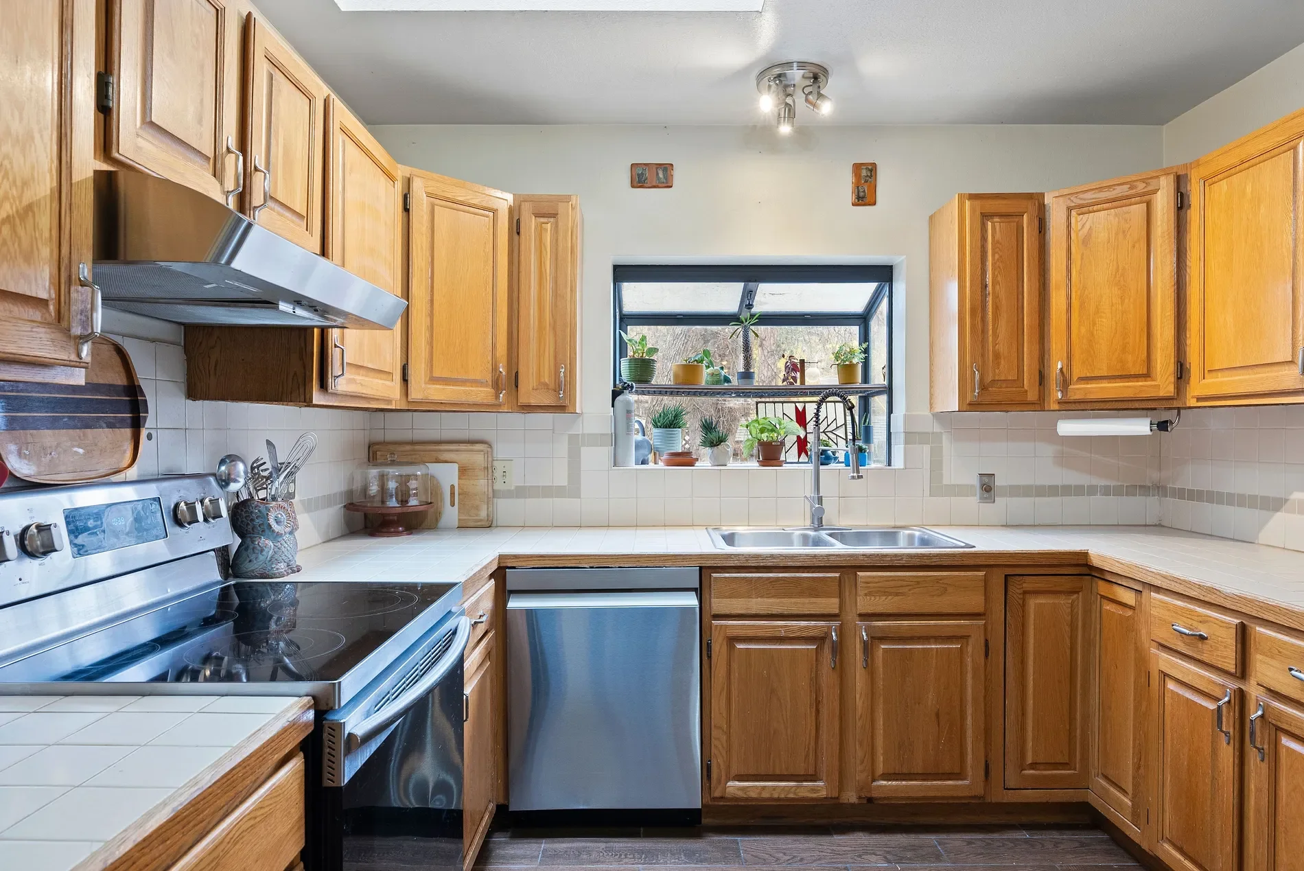 1515 W Cheyenne Road , Colorado Springs, CO 80906, Colorado Springs, Colorado, United States. - Photo 20
