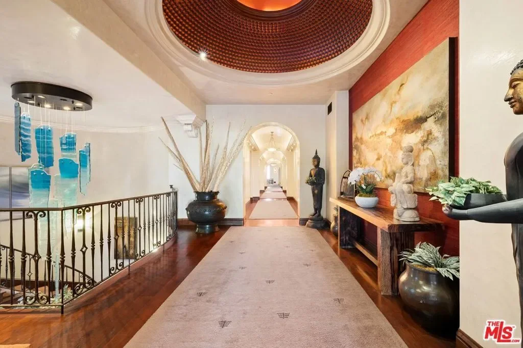 10066 Cielo Drive, Beverly Hills, California, United States. - Hero Image