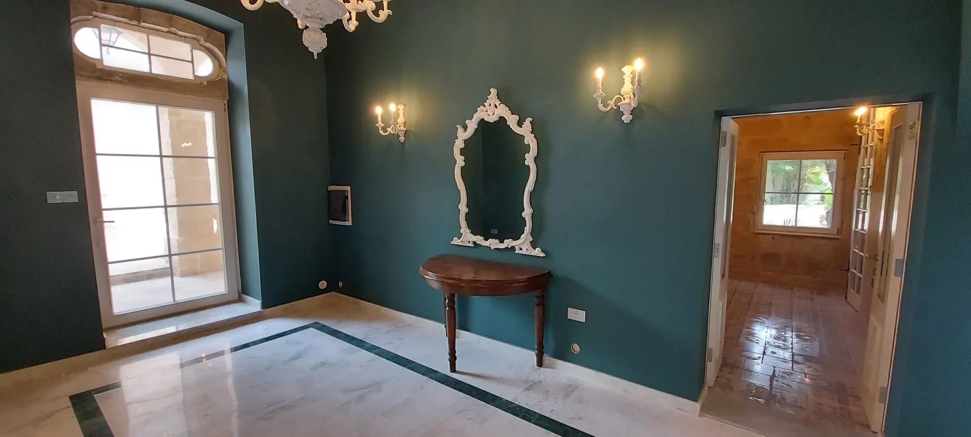 Gallery photo 3