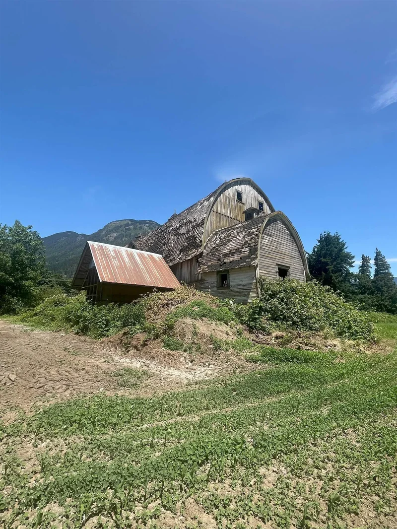 62600 Flood Hope Road, Hope, BC, V0X1L2, CANADA, Hope, British Columbia, Canada. - Photo 33