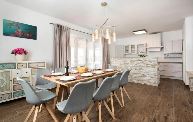 House Rovinj, 371m2
