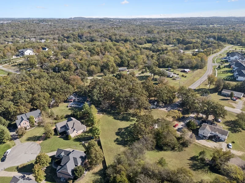 1129 Waller Rd, Brentwood, TN 37027, Nashville, Tennessee, United States. - Photo 17