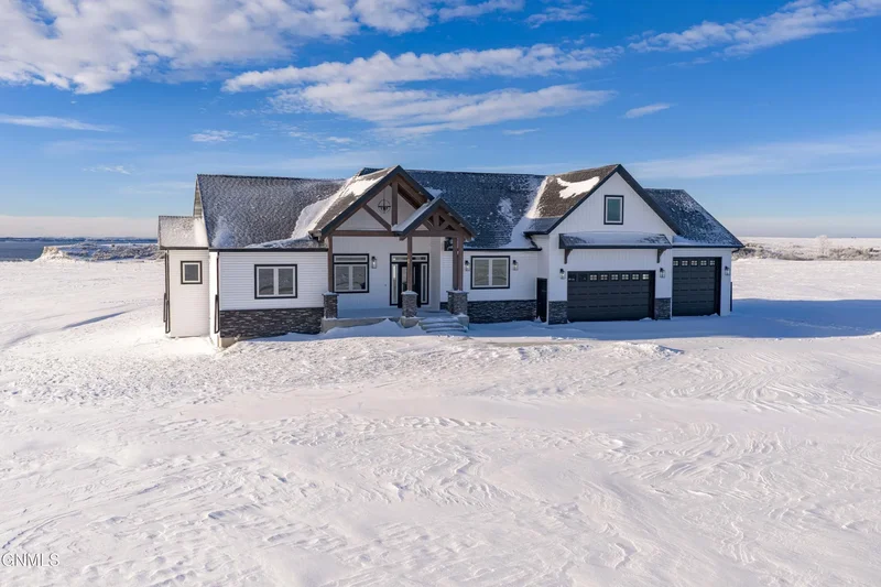 4 Bedrooms Single Family Detached