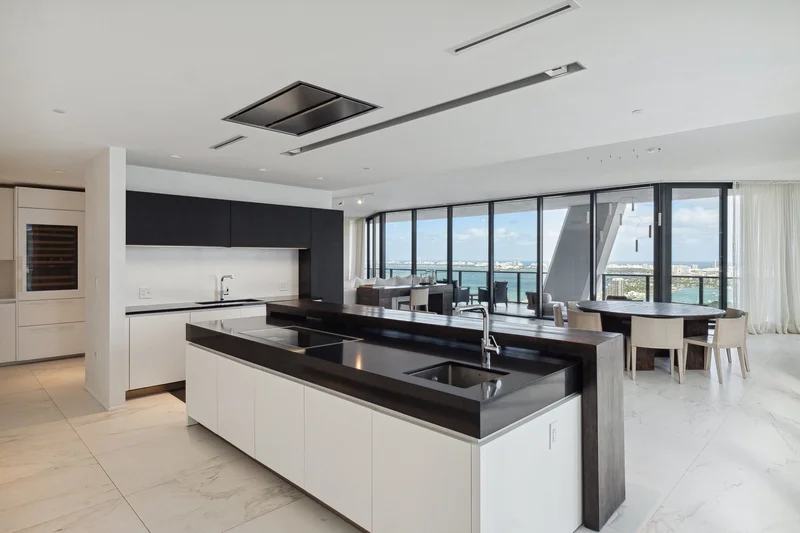 1000 Biscayne Blvd Unit# 4401, Miami, FL 33132, Miami, Florida, United States. - Photo 6
