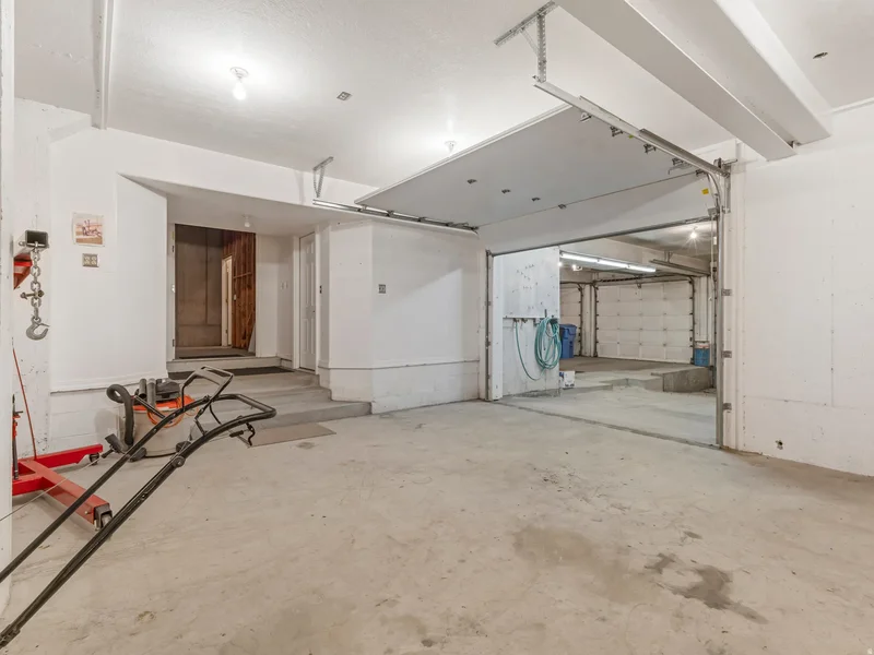 8585 S MT MAJESTIC RD E, Sandy, Utah, United States. - Photo 29