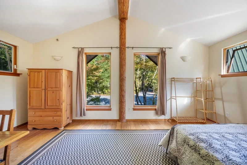 900 Spider Lake Rd, Qualicum Beach, British Columbia, Canada. - Photo 48