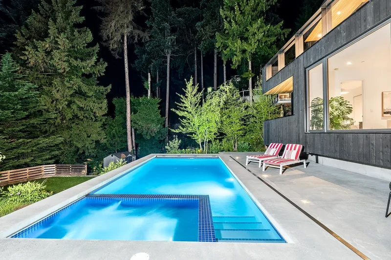 3823 Bayridge Ave, West Vancouver, BC V7V 3J3, Canada, West Vancouver, British Columbia, Canada. - Photo 49