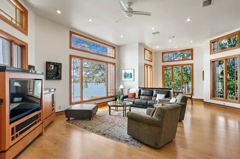 950 Monterey Point NE, St Petersburg, FL 33704, St. Petersburg, Florida, United States. - Photo 19