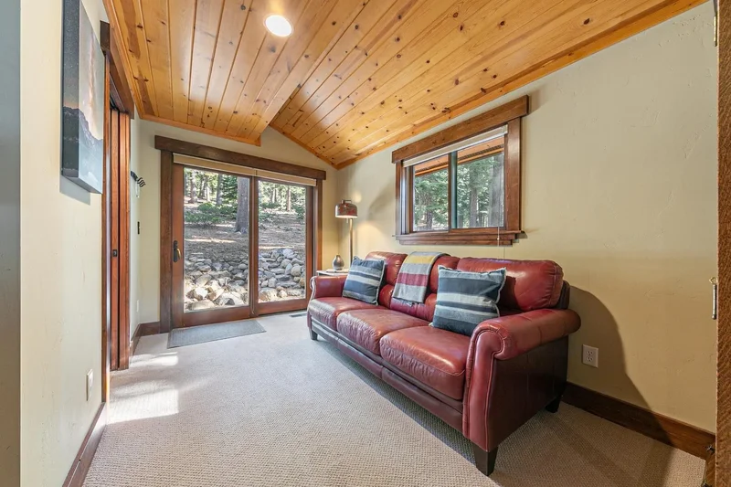 11443 Sitzmark Way, Truckee, California, United States. - Photo 16
