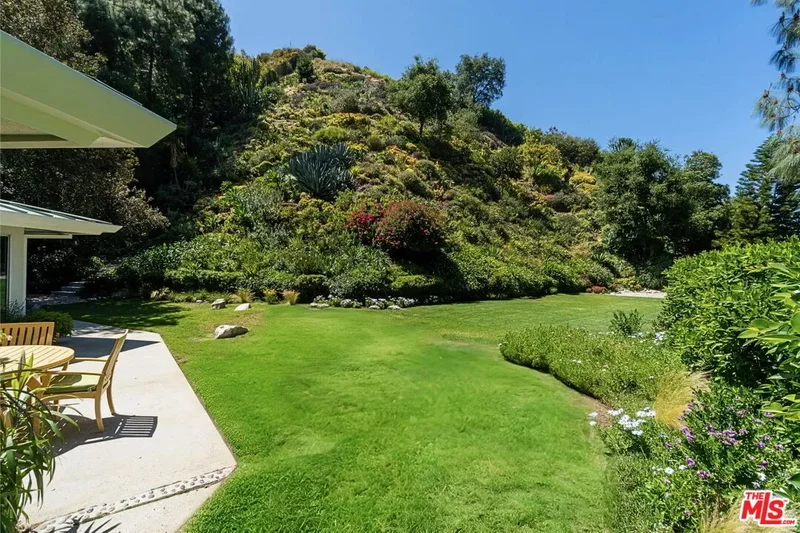 1726 Stone Canyon Rd, Los Angeles, California, United States. - Photo 15