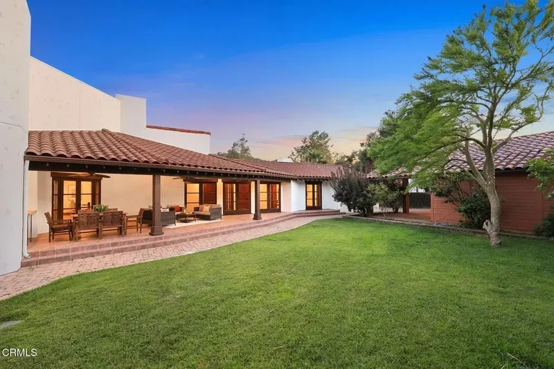 1533 Rancho Avenue, Glendale, California, United States. - Photo 3