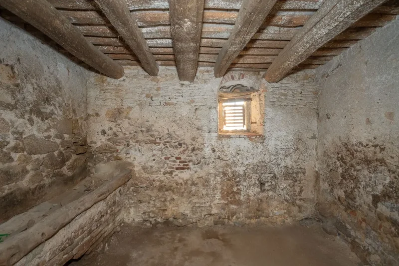 A las Afueras, Girona, Catalonia, Spain. - Photo 31