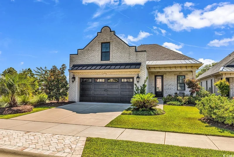 3 Bedrooms Single Family Detached