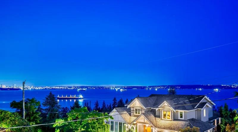 4125 Burkehill Pl, West Vancouver, BC V7V 3M8, Canada, West Vancouver, British Columbia, Canada. - Photo 50