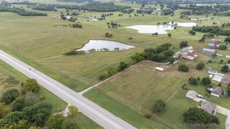59501 E 100 Road, Miami, OK 74354, Miami, Oklahoma, United States. - Photo 32