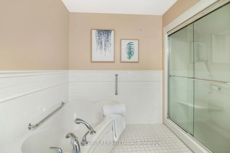 15 St Andrew Street 1504, Brockville, Ontario, Canada. - Photo 25