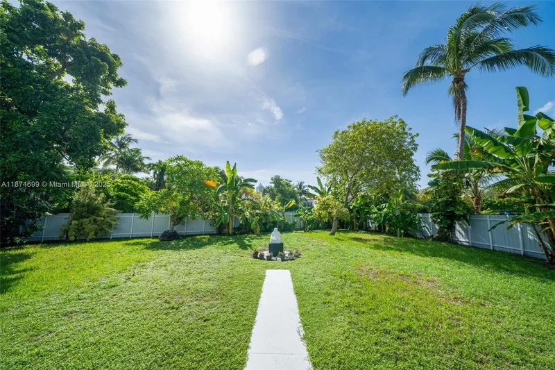 5149 Alton Rd, Miami Beach, Florida, United States. - Photo 37