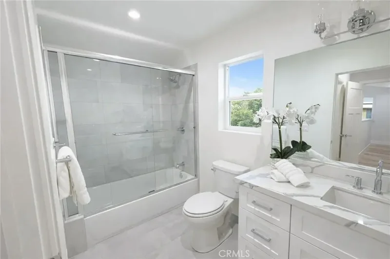 1821 Westholme, Los Angeles, California, United States. - Photo 19