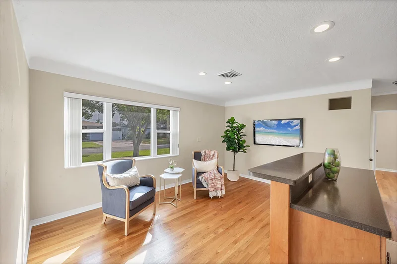 2736 45th Way N, St Petersburg, FL 33713, St. Petersburg, Florida, United States. - Photo 21