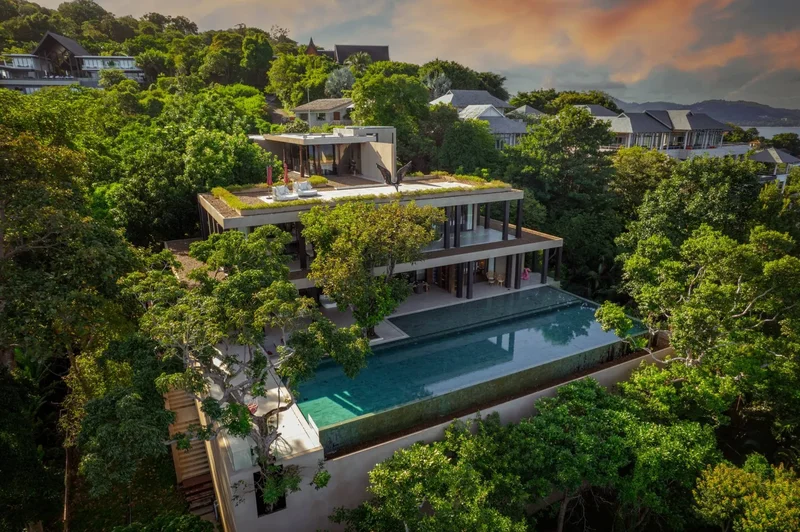 SUPER LUXURY CLIFFTOP OCEANVIEW VILLA