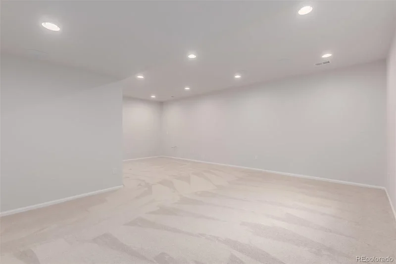 3827 N Grand Baker Street, Aurora, CO 80019, Aurora, Colorado, United States. - Photo 27