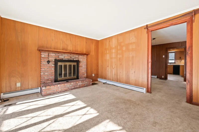 49 Seaside Avenue, Westbrook, Connecticut, United States. - Photo 4
