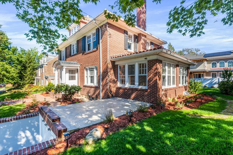 32-15 161st Street , Flushing, NY 11358, New York, New York, United States. - Photo 31