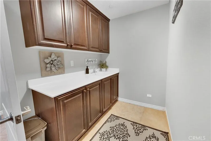 14668 Stageline Lane, Fontana, CA 92336, Fontana, California, United States. - Photo 28