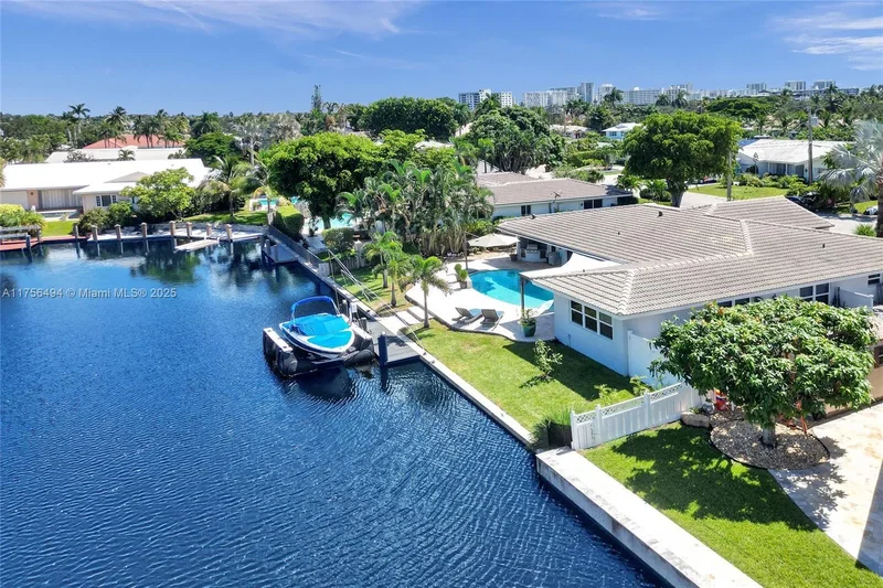 2861 NE 55th Ct, Fort Lauderdale, FL 33308, Fort Lauderdale, Florida, United States. - Photo 7