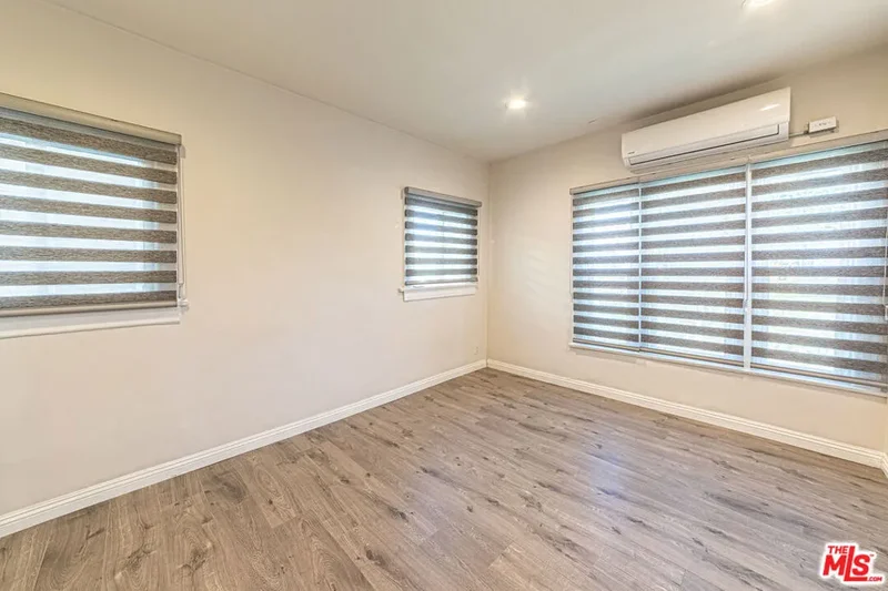 801 N Alexandria Avenue, Los Angeles, California, United States. - Photo 20