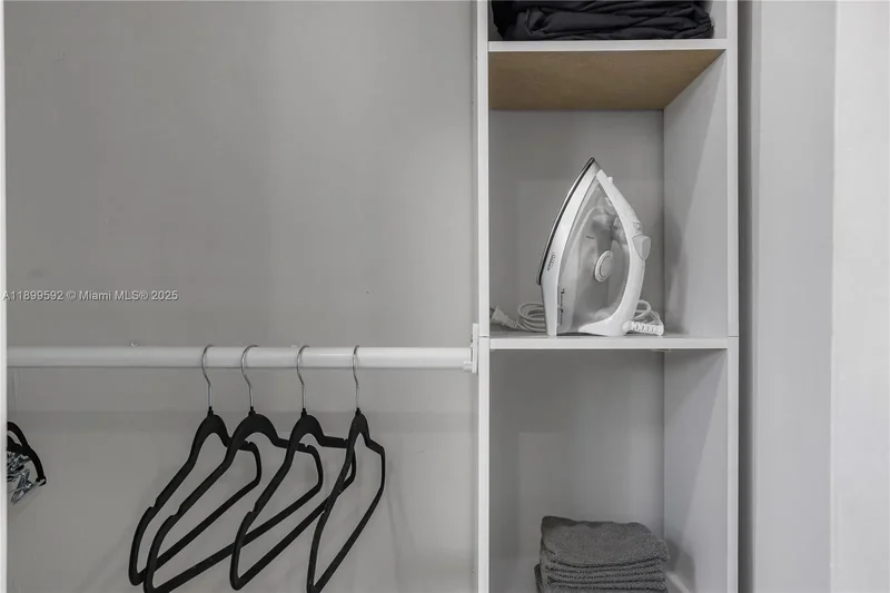 1104 N 13th Ter, Hollywood, Florida, United States. - Photo 25