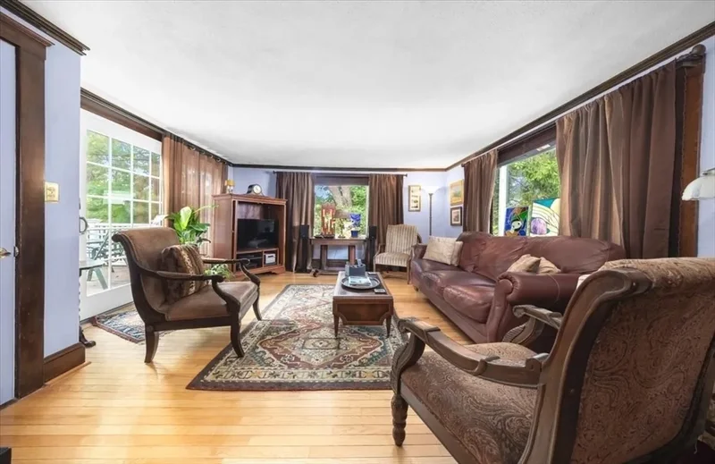 111 Shawmut St, Quincy, MA 02169, Quincy, Massachusetts, United States. - Photo 22