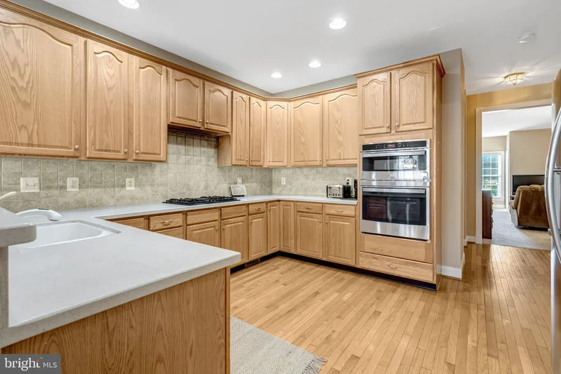 25675 Tremaine Terrace, Chantilly, VA 20152, Chantilly, Virginia, United States. - Photo 17