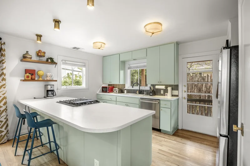 909 Shelley Avenue , Austin, TX 78703, Austin, Texas, United States. - Photo 16
