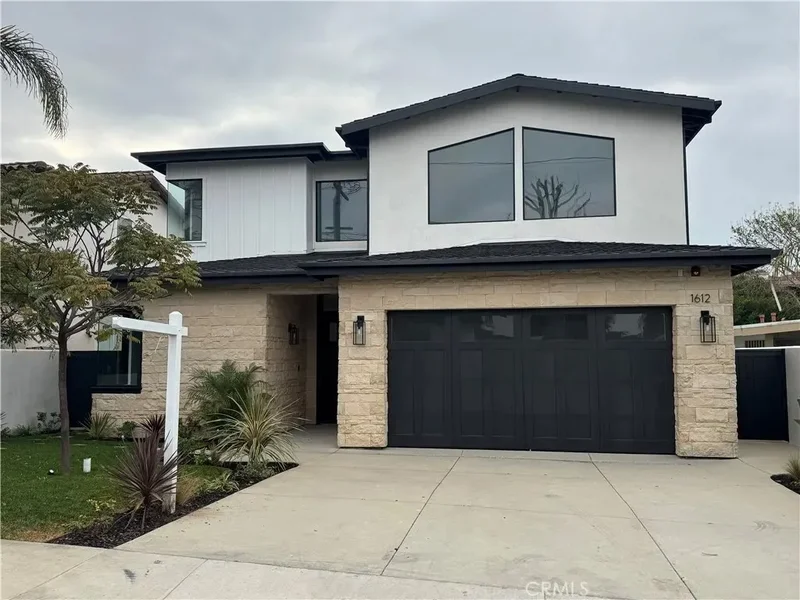 1612 Gates Avenue, Manhattan Beach, California, United States. - Photo 1