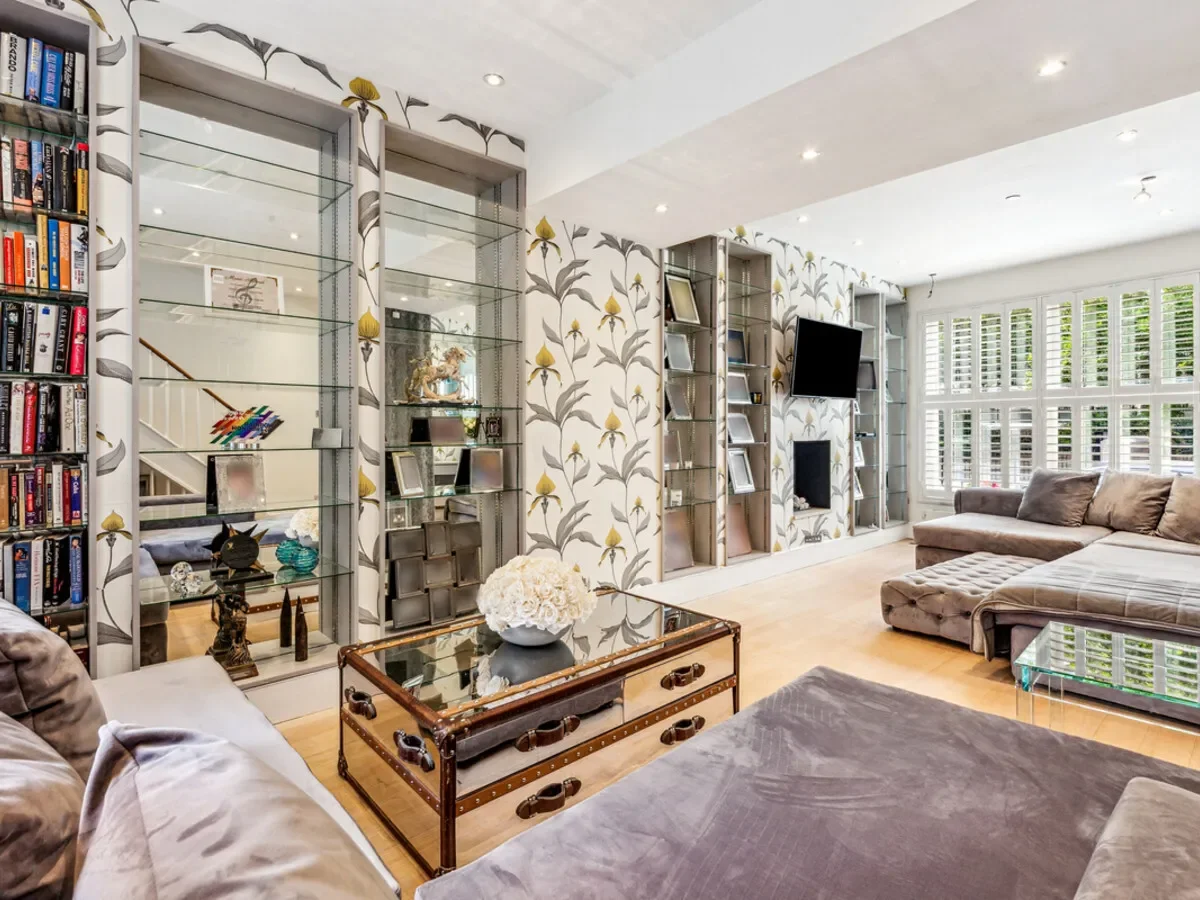 Westmoreland Terrace, London, SW1V, London, England, United Kingdom. - Photo 5