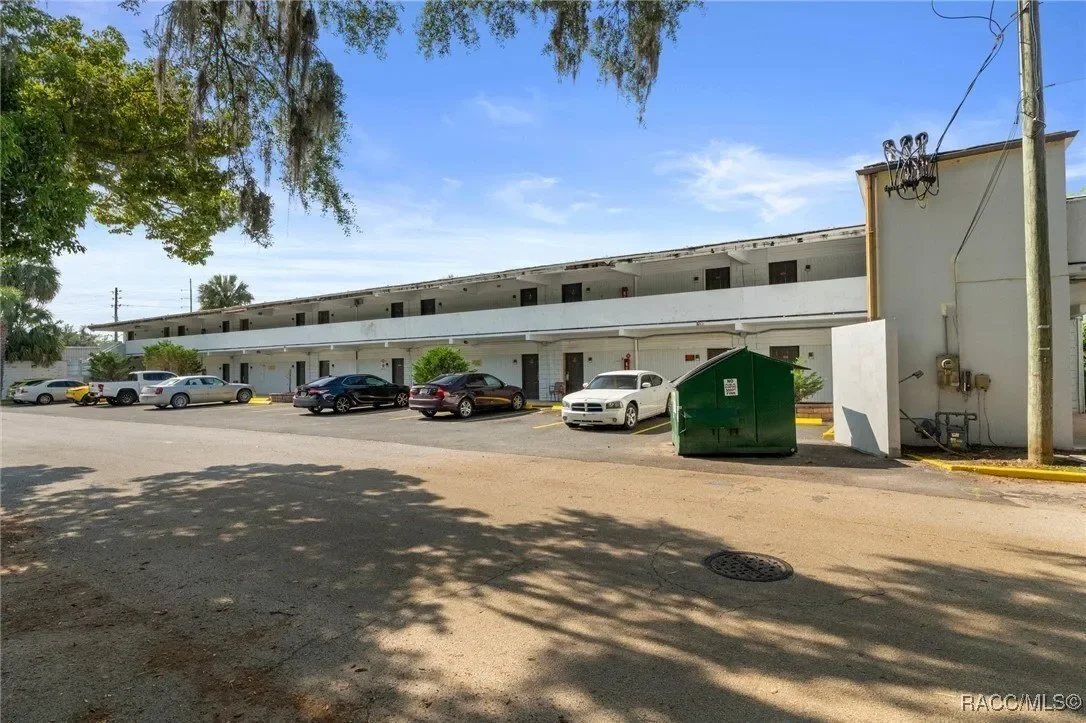 5565 E Silver Springs Boulevard, Silver Springs, FL 34488, Silver Springs, Florida, United States. - Photo 18