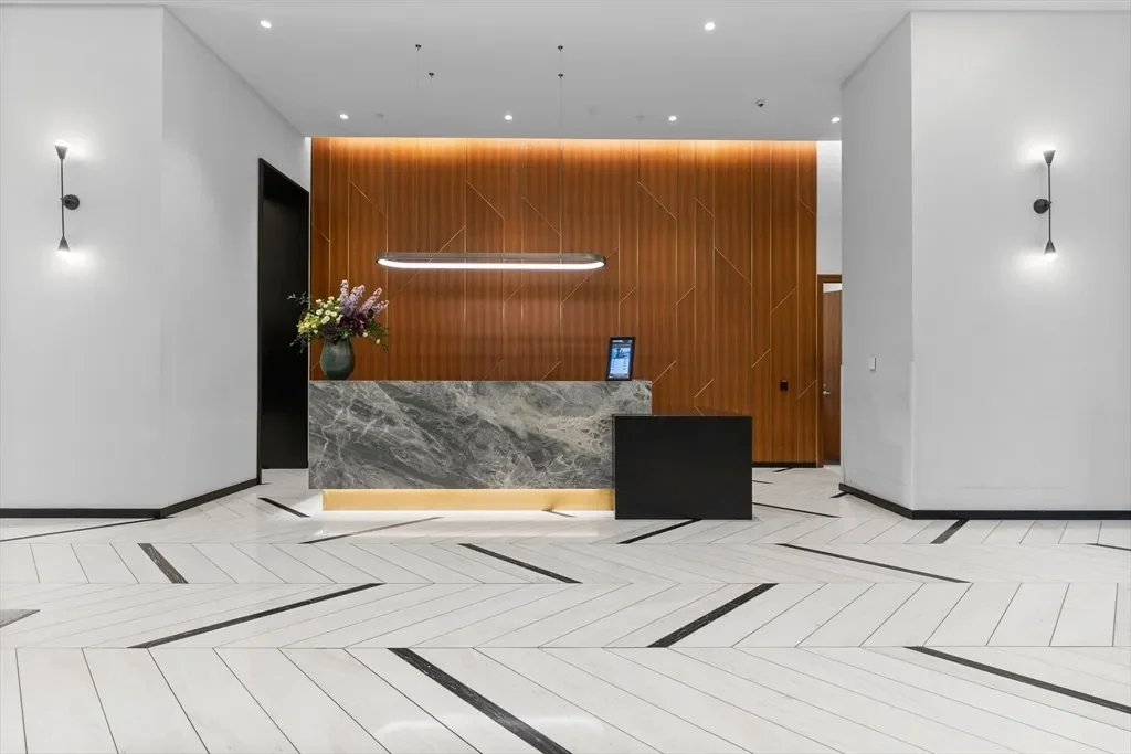 135 Seaport Blvd, Boston, Massachusetts, United States. - Photo 20