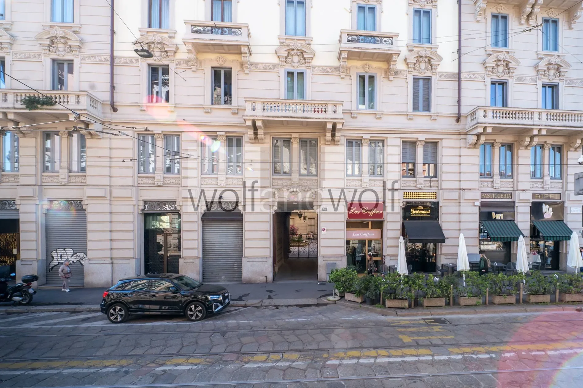 Exterior photo 3
