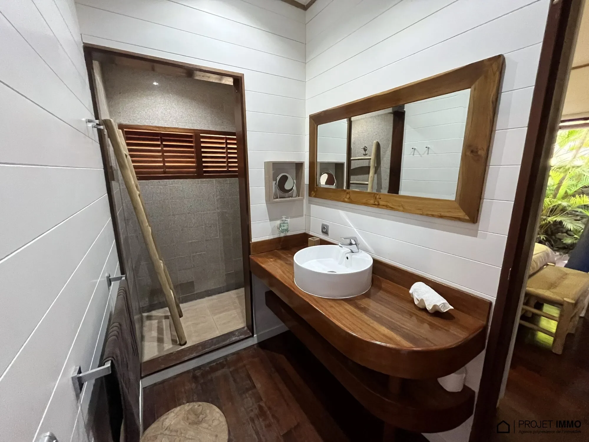 Gallery photo 5