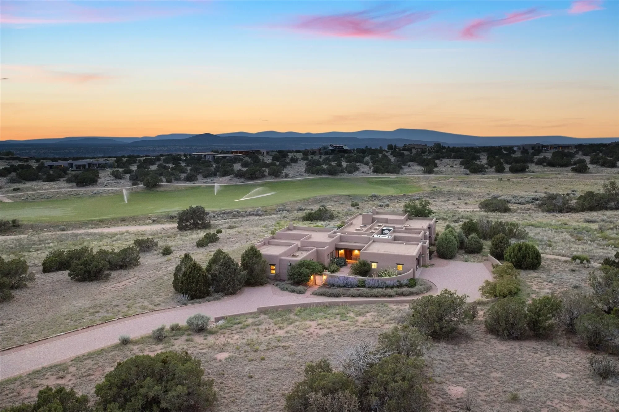 15 Calle Ojitos, Santa Fe, NM 87506, Santa Fe, New Mexico, United States. - Photo 2