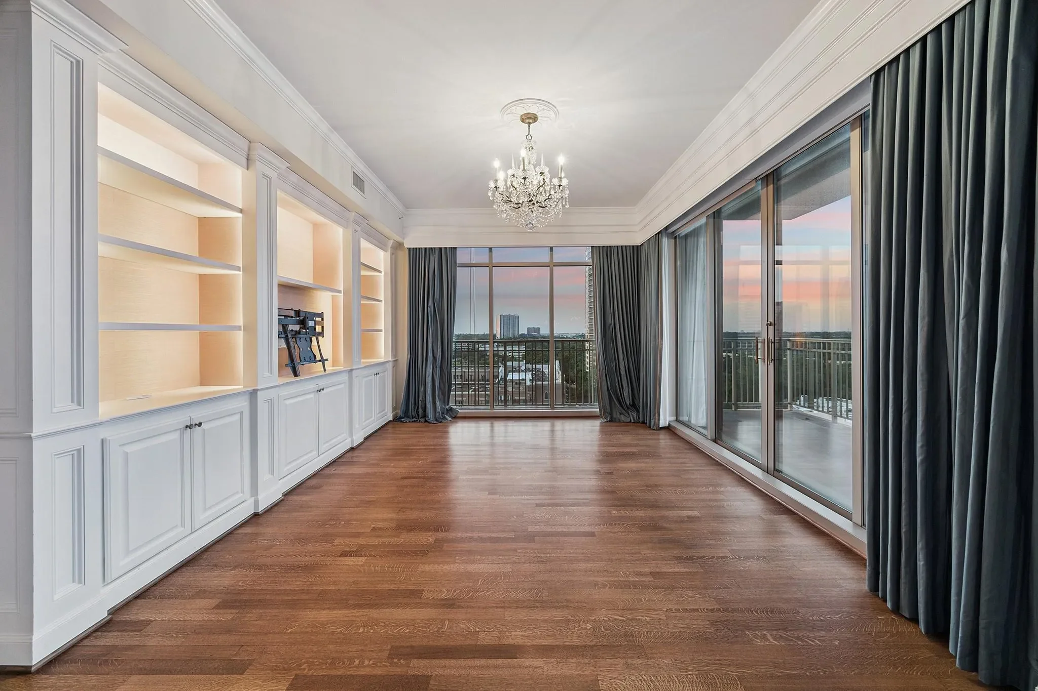1100 Uptown Park Boulevard 102, Houston, Texas, United States. - Photo 6