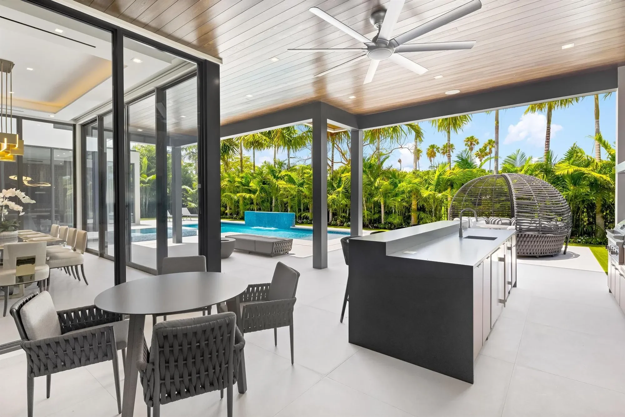 1955 Thatch Palm Drive, Boca Raton, Florida, United States. - Photo 35